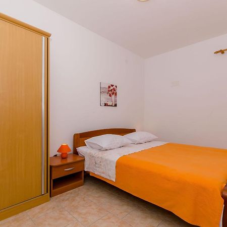 Apartments Helena 伊万多拉克 外观 照片