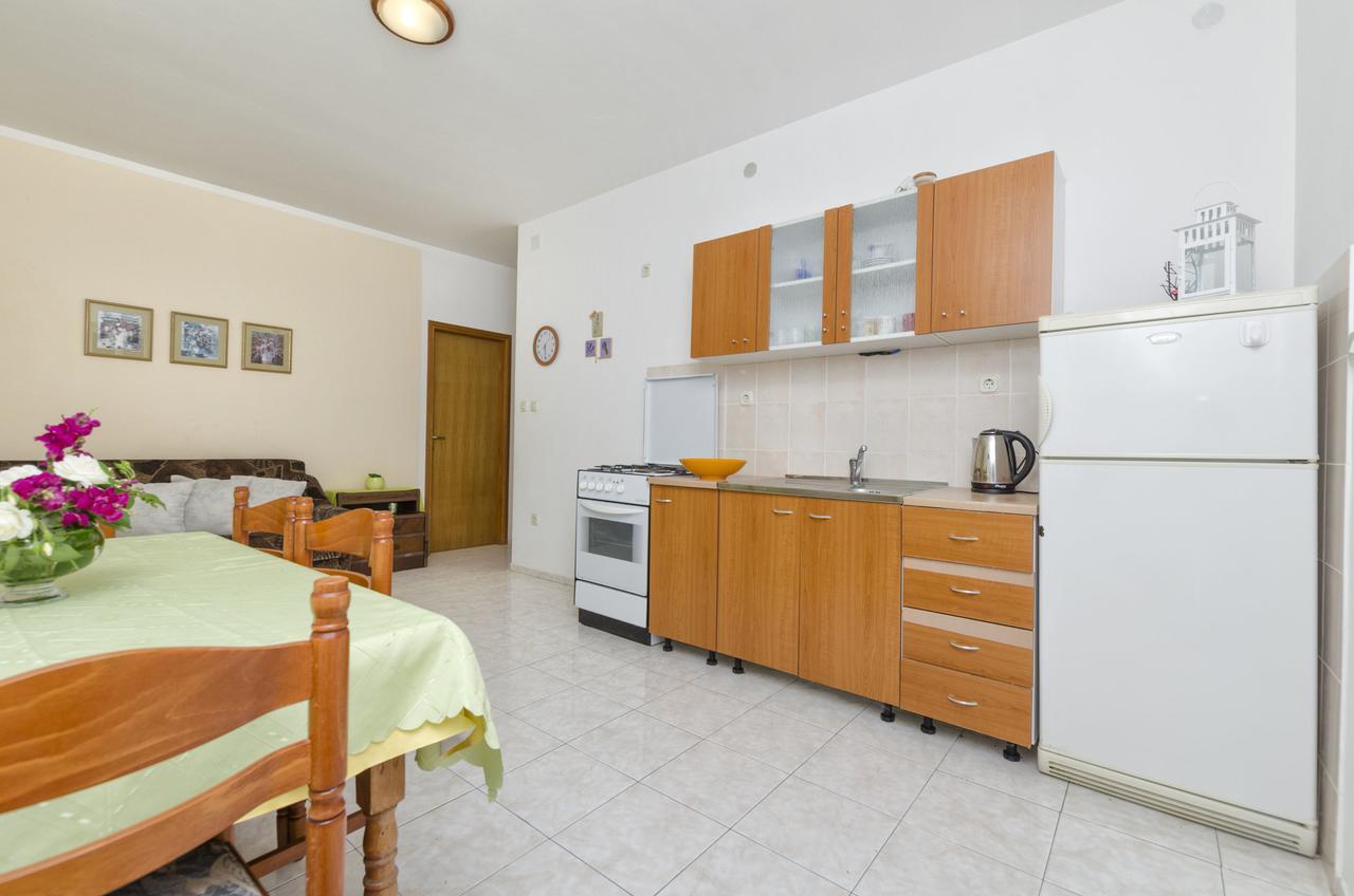 Apartments Helena 伊万多拉克 外观 照片