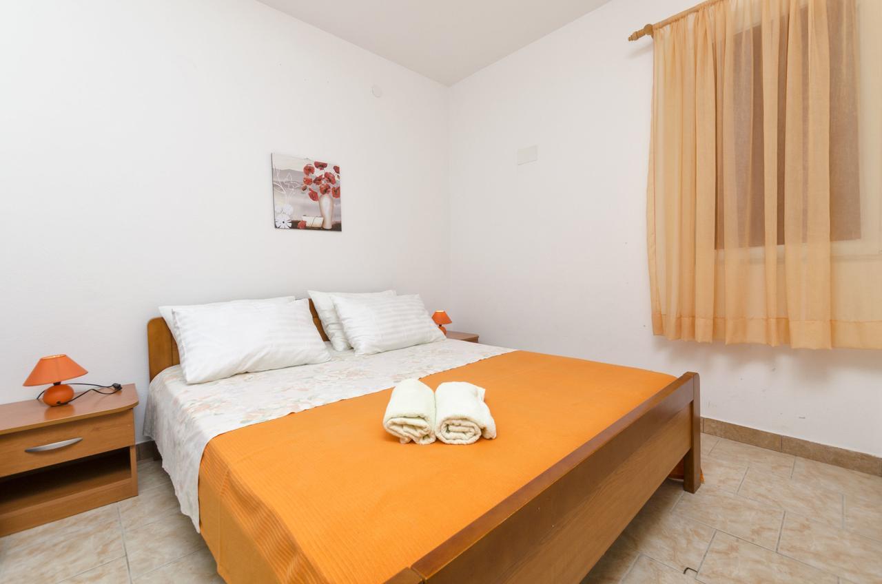 Apartments Helena 伊万多拉克 外观 照片