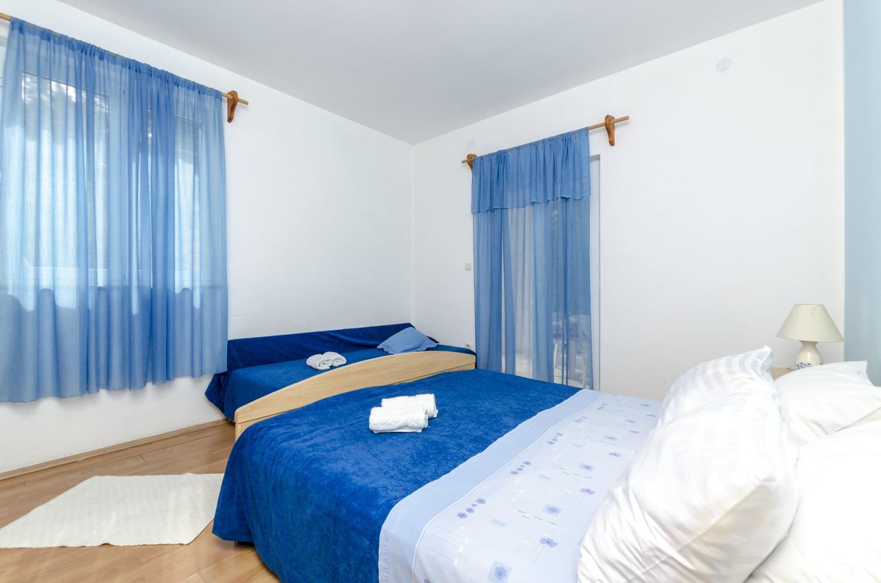 Apartments Helena 伊万多拉克 外观 照片