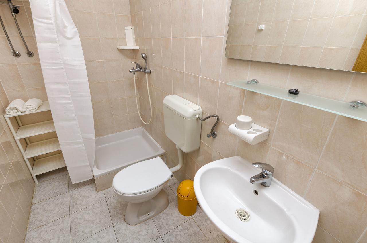 Apartments Helena 伊万多拉克 外观 照片
